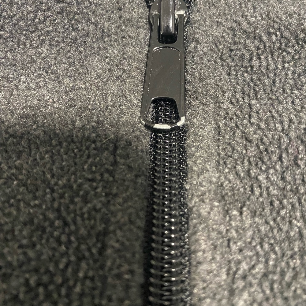 Columbia Charcoal Fleece Vest - Picture 5 of 5